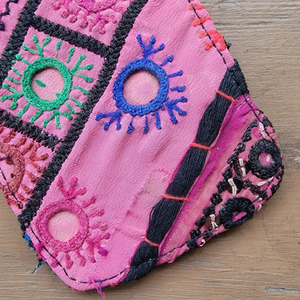 🌋👽 Free People Boho Embroidered Repurposed vtg banjara hippie Wallet card case - Picture 12 of 16
